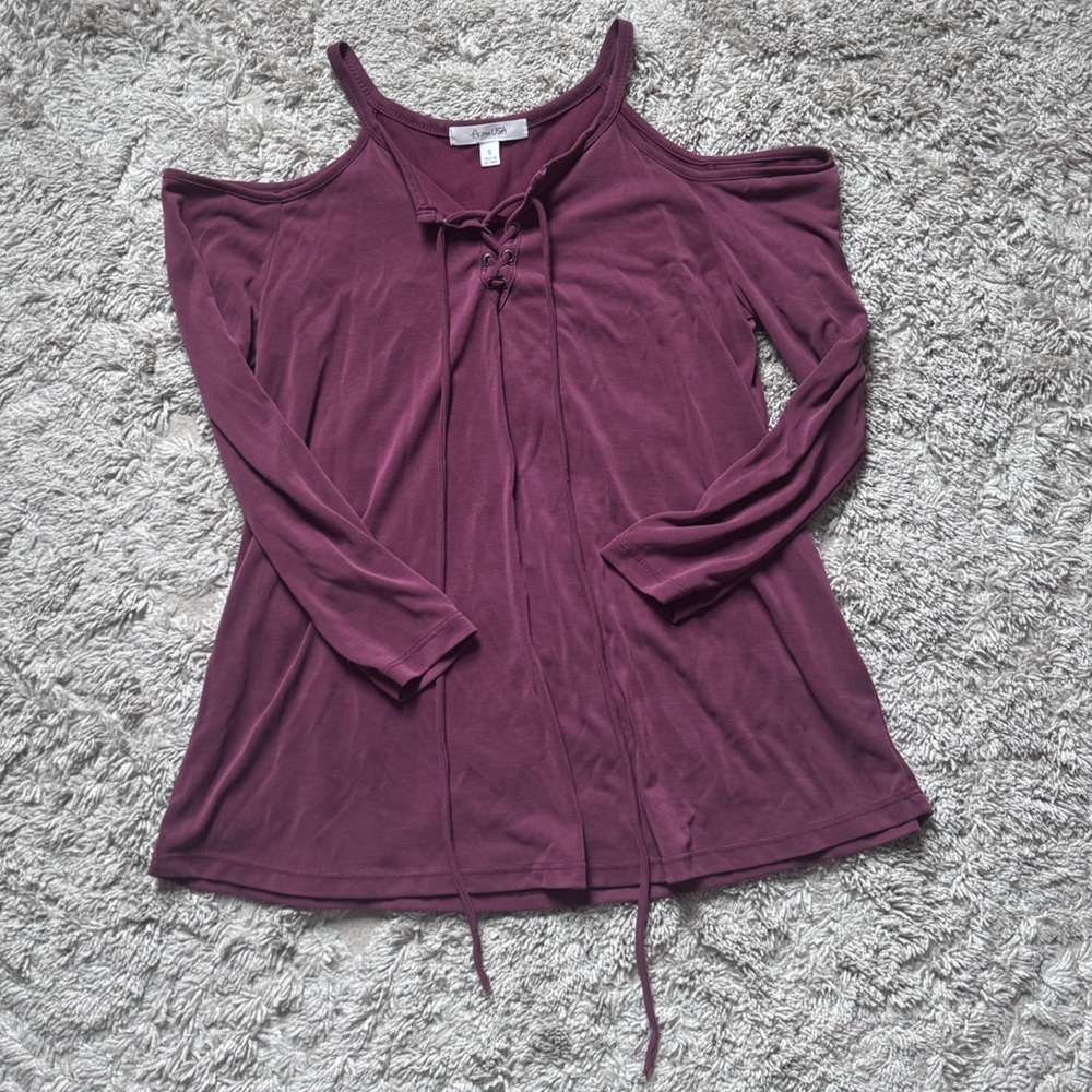 Active USA Plum Cold Shoulder Top